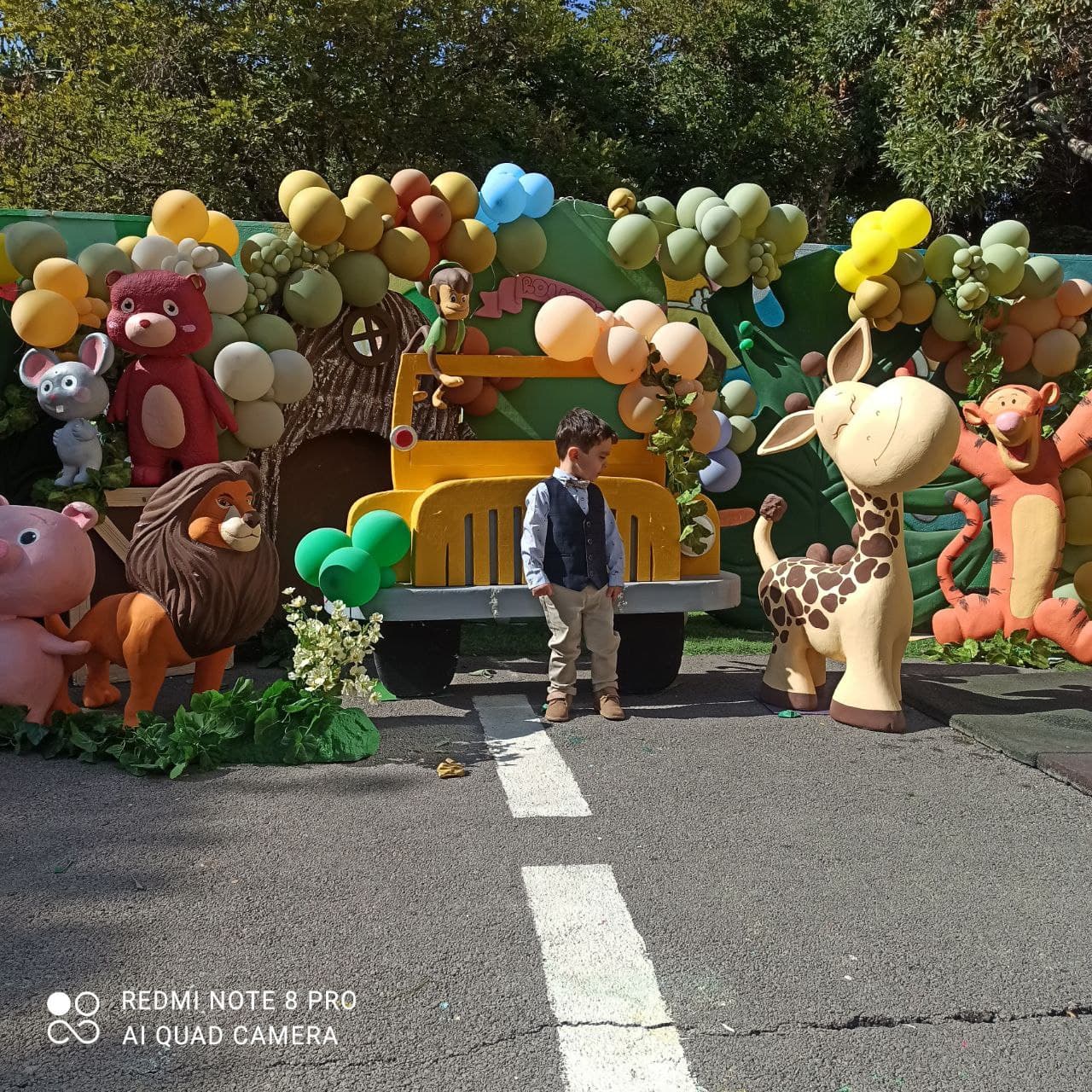 مهد کودک روزبه کودک - پیش دبستانی مستقل کودک خلاق (دختر و پسر)